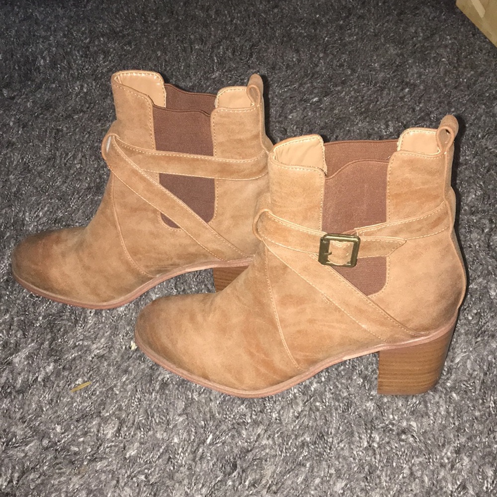Sbicca vintage collection heels size 7.5